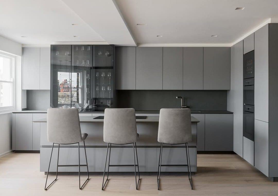 Kitchen & Wardrobes - Image 5