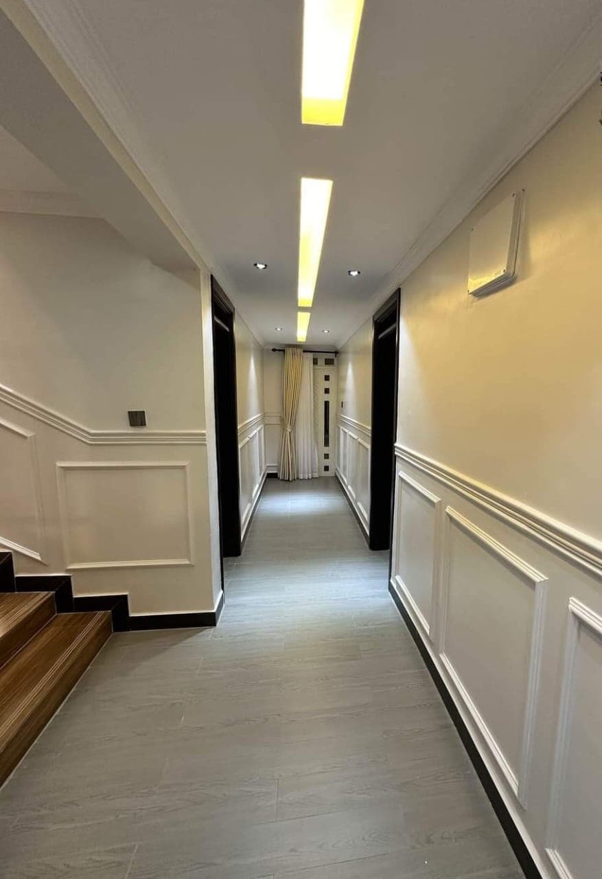 Wainscoting - Image 5