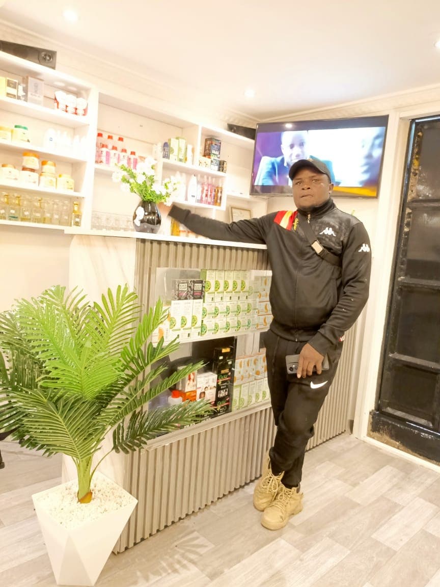 Salon in Pipeline - View 12