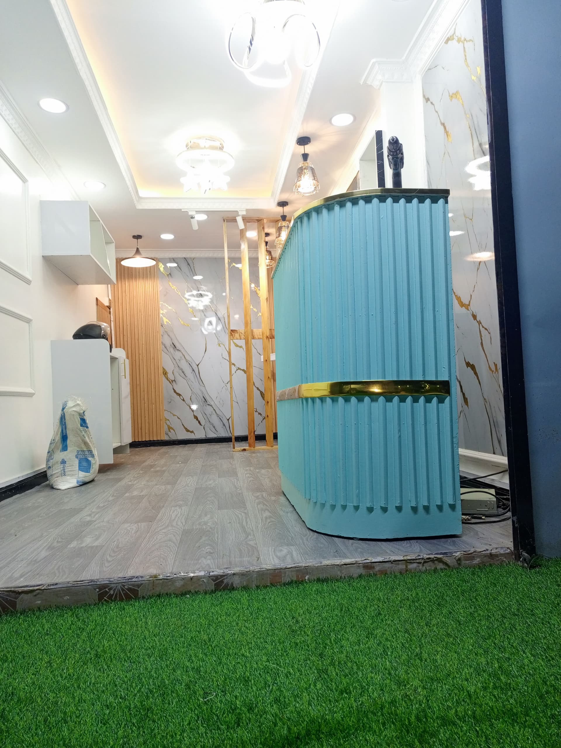 Tyrese Barbershop - View 20