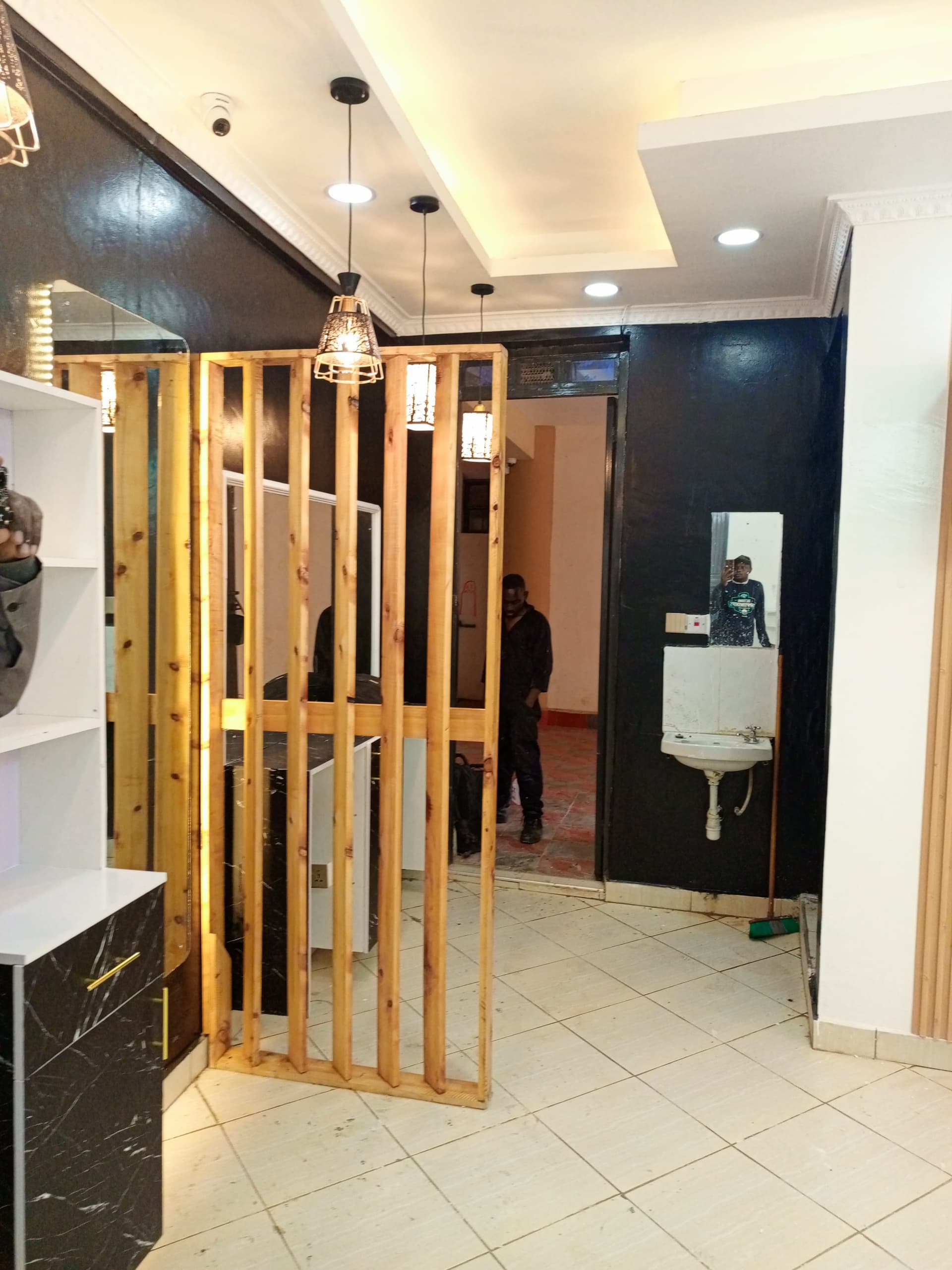 Tyrese Barbershop - View 2