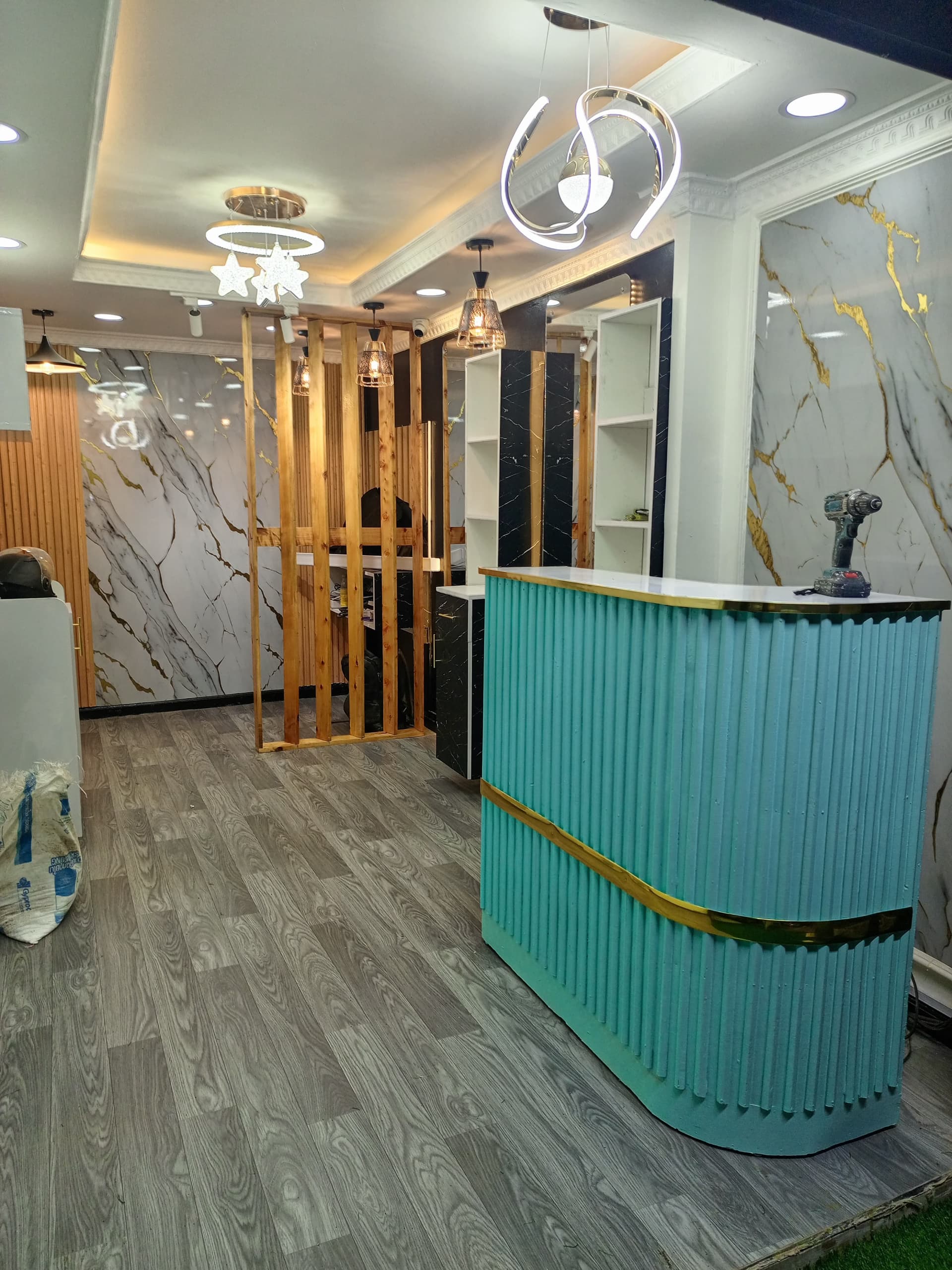 Tyrese Barbershop - View 8