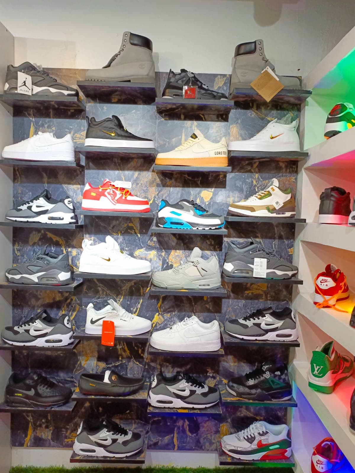 Wepu Shoes Pipeline - View 8